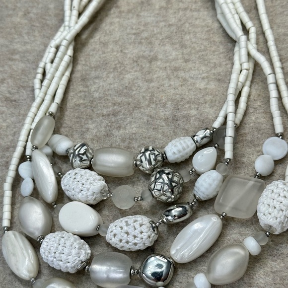 Chicos, necklace to white and silver, multi strand necklace, unique and stunning - Picture 8 of 13